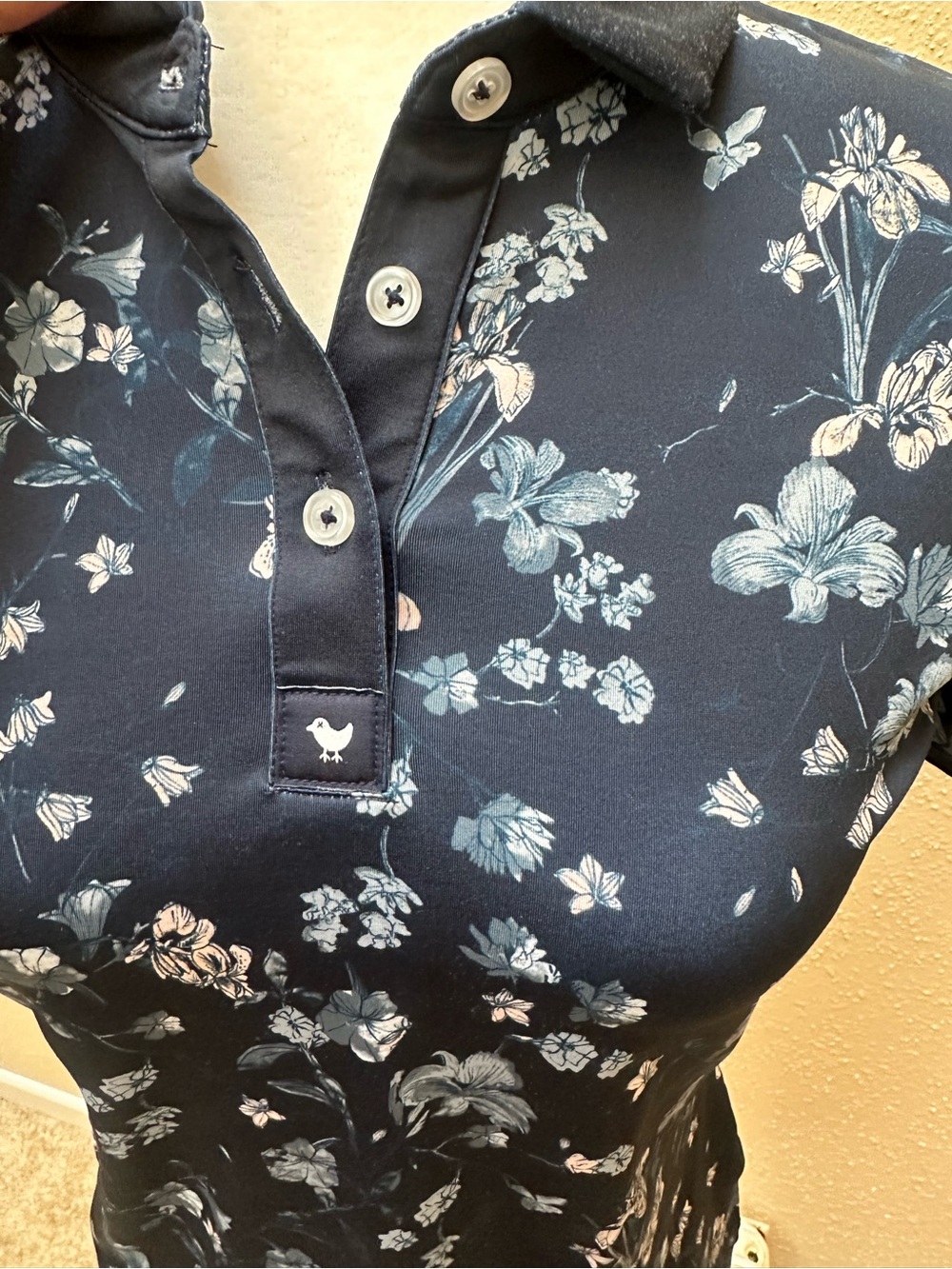 NWT Bad Birdie XS Short Sleeve Performance Golf Polo Midnight Garden Floral - Picture 5 of 7